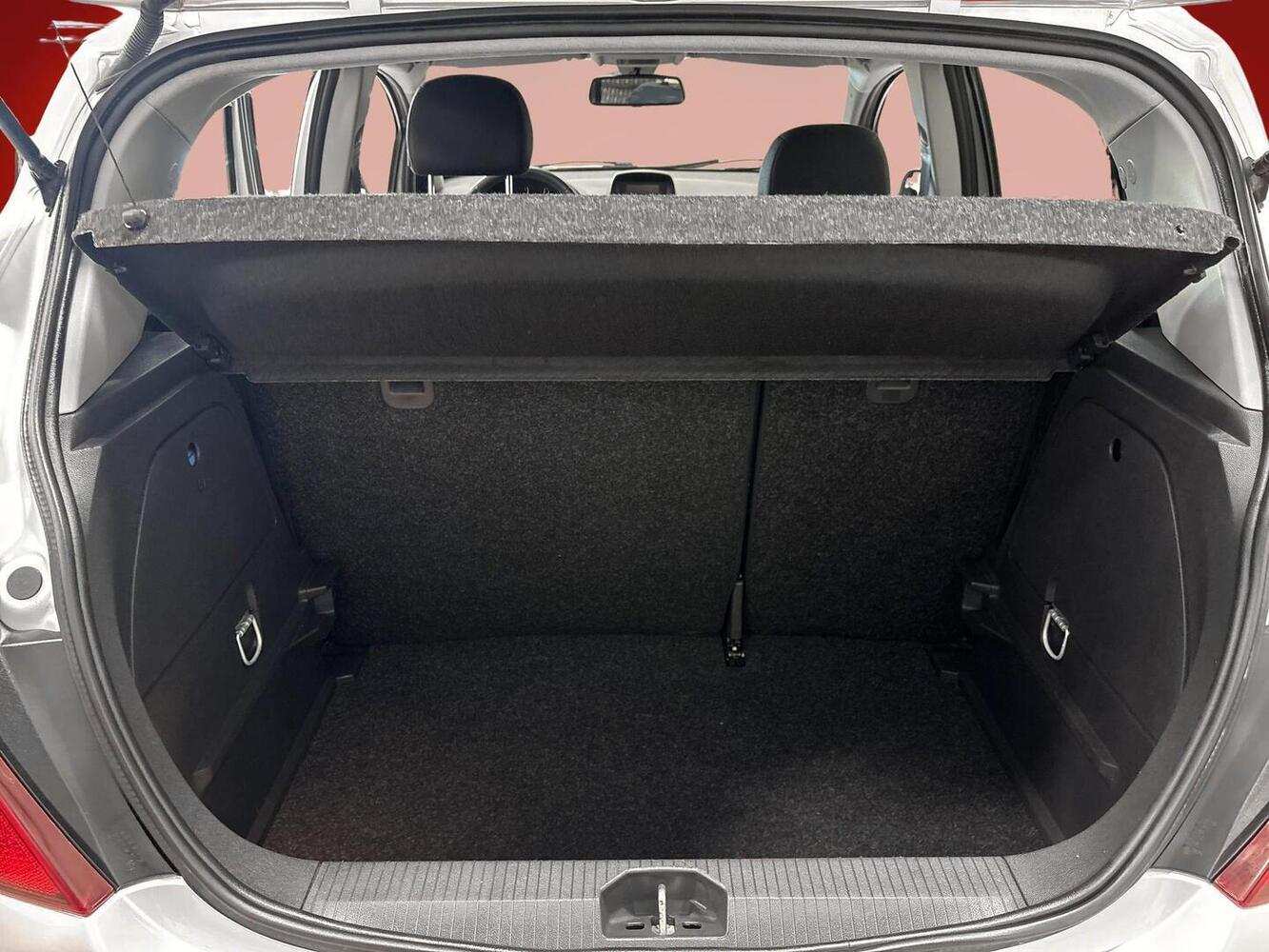Opel Corsa vaihtoauto