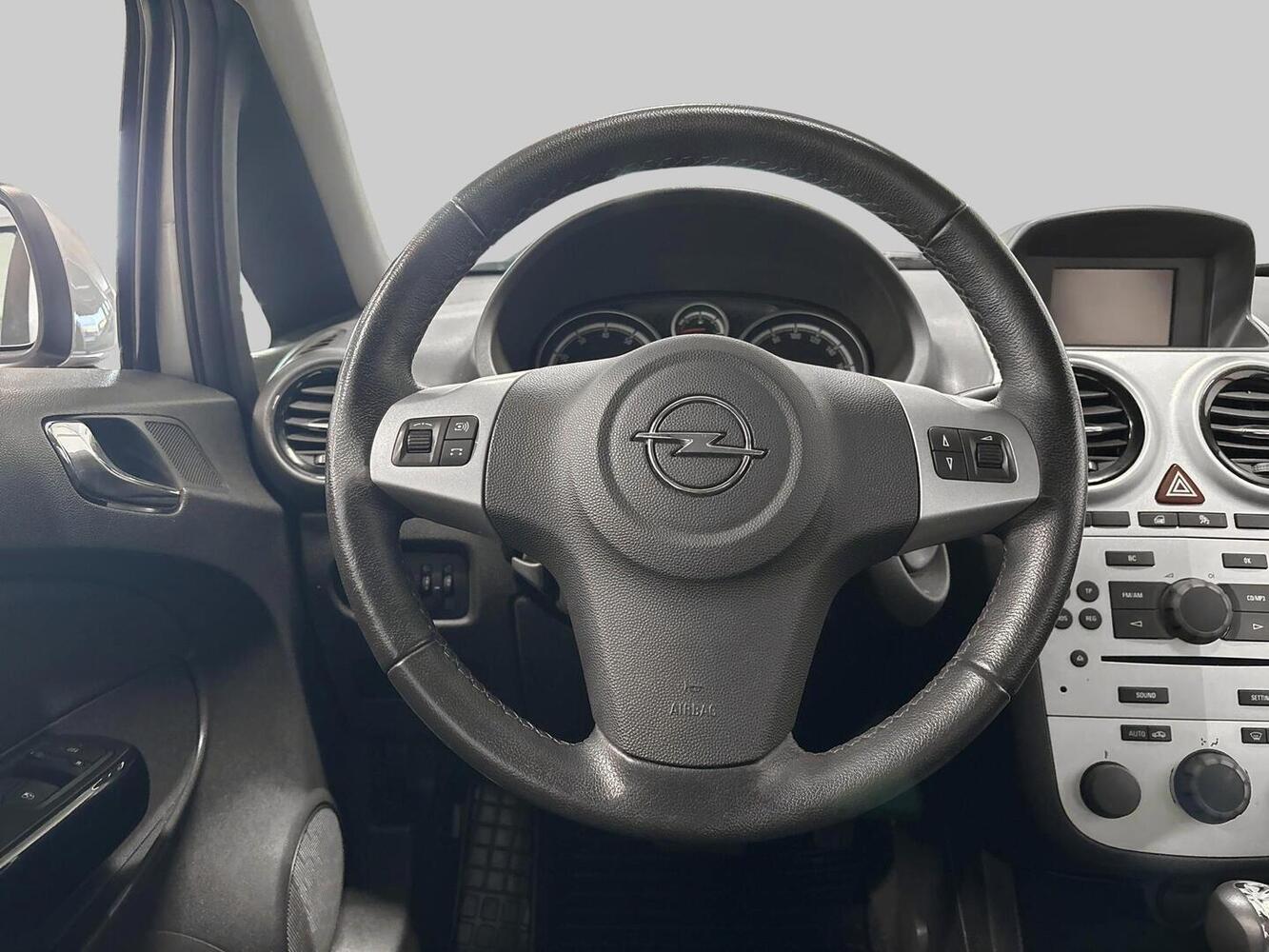 Opel Corsa vaihtoauto