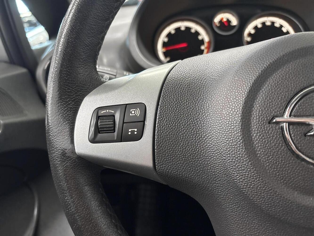 Opel Corsa vaihtoauto