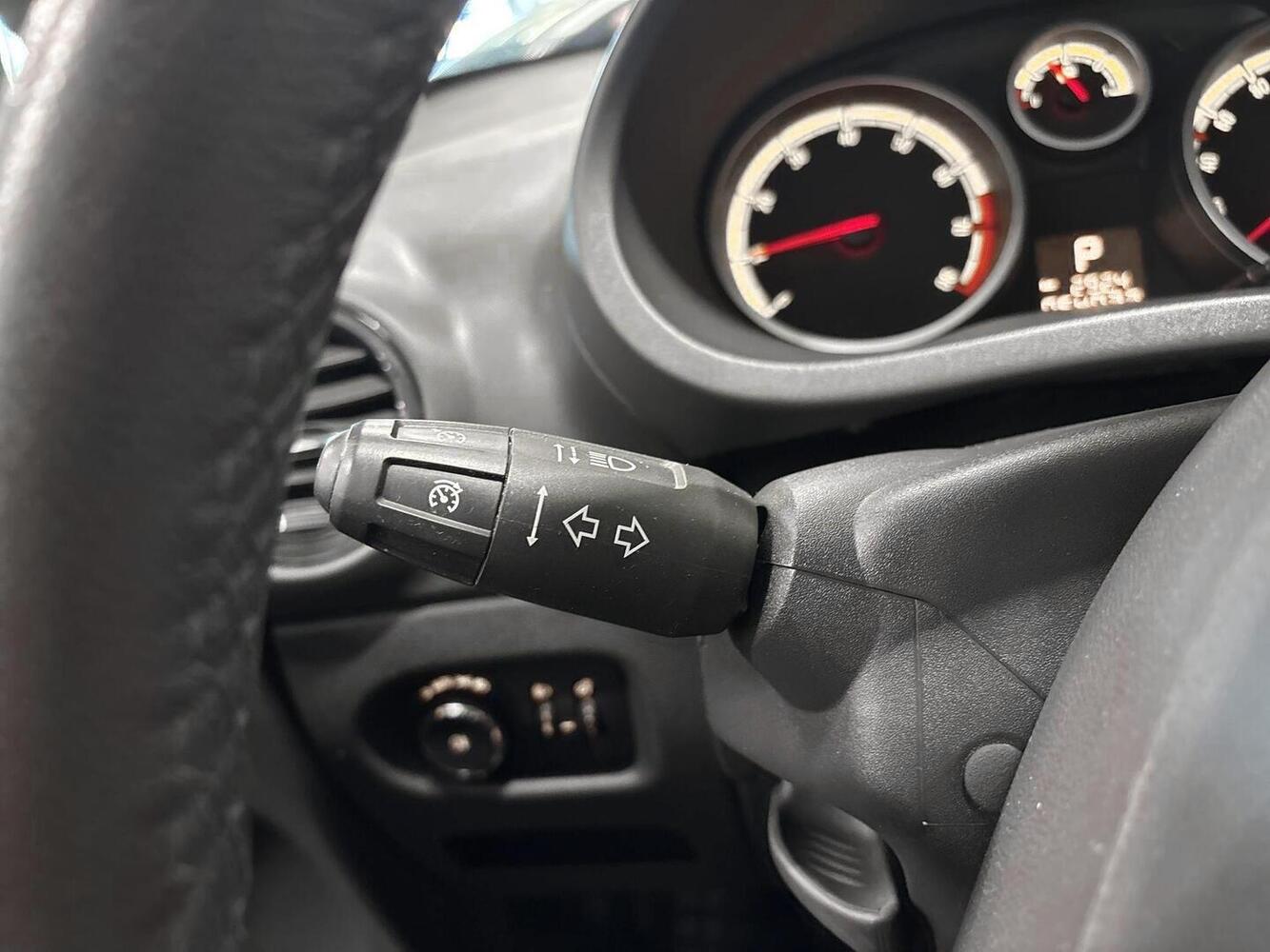 Opel Corsa vaihtoauto
