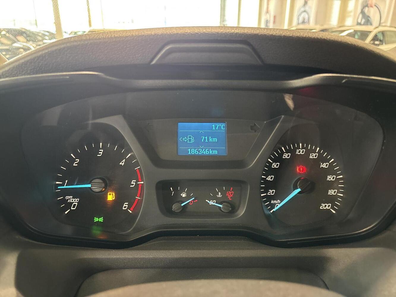 Ford Transit vaihtoauto