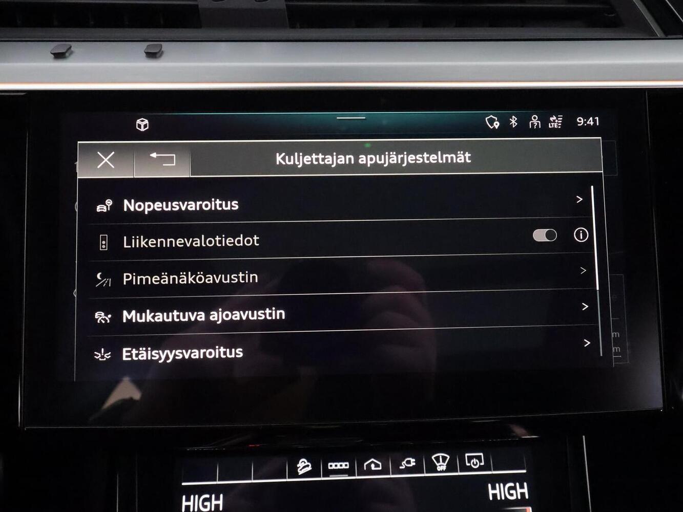 Audi e-tron vaihtoauto