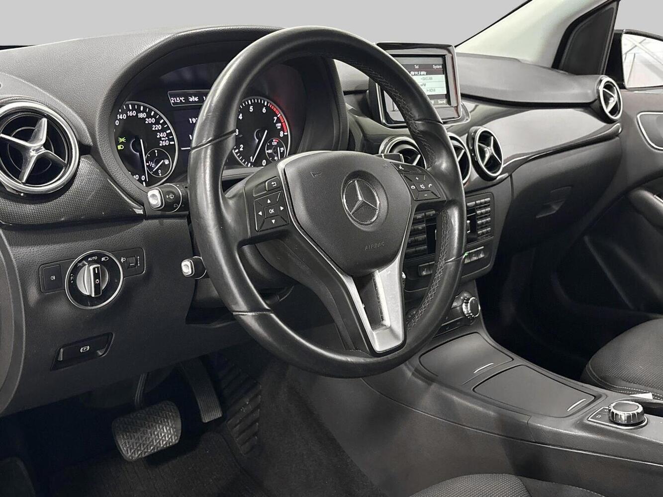 Mercedes-Benz B vaihtoauto