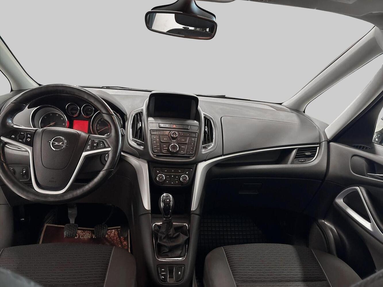 Opel Zafira Tourer vaihtoauto