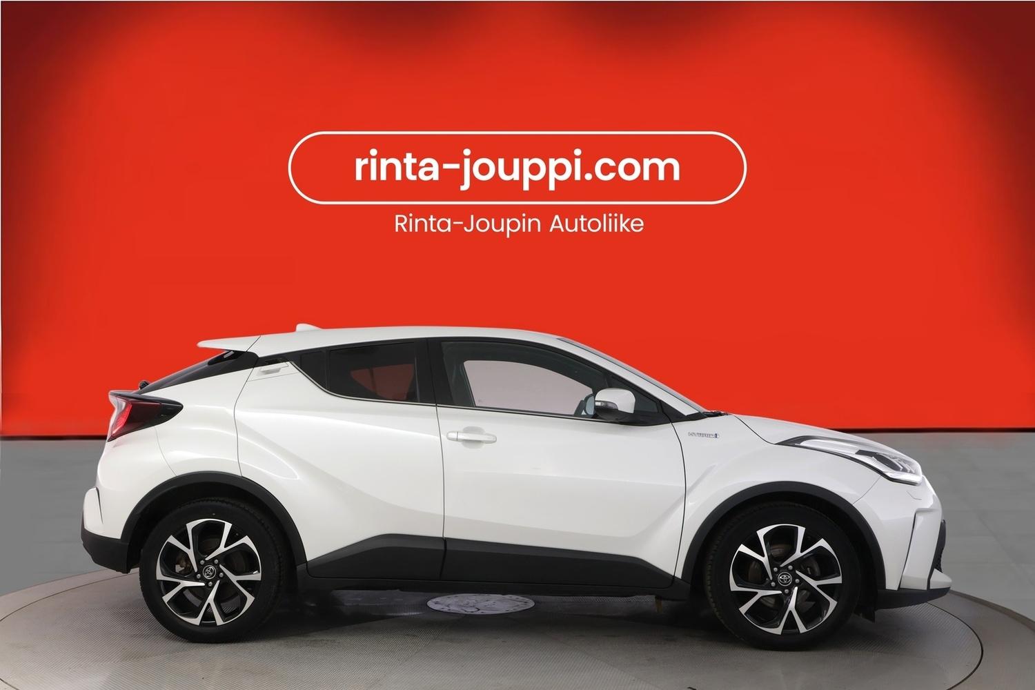 Toyota C-HR vaihtoauto