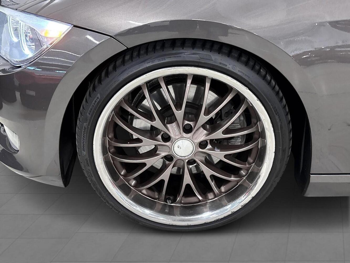 BMW 330 vaihtoauto