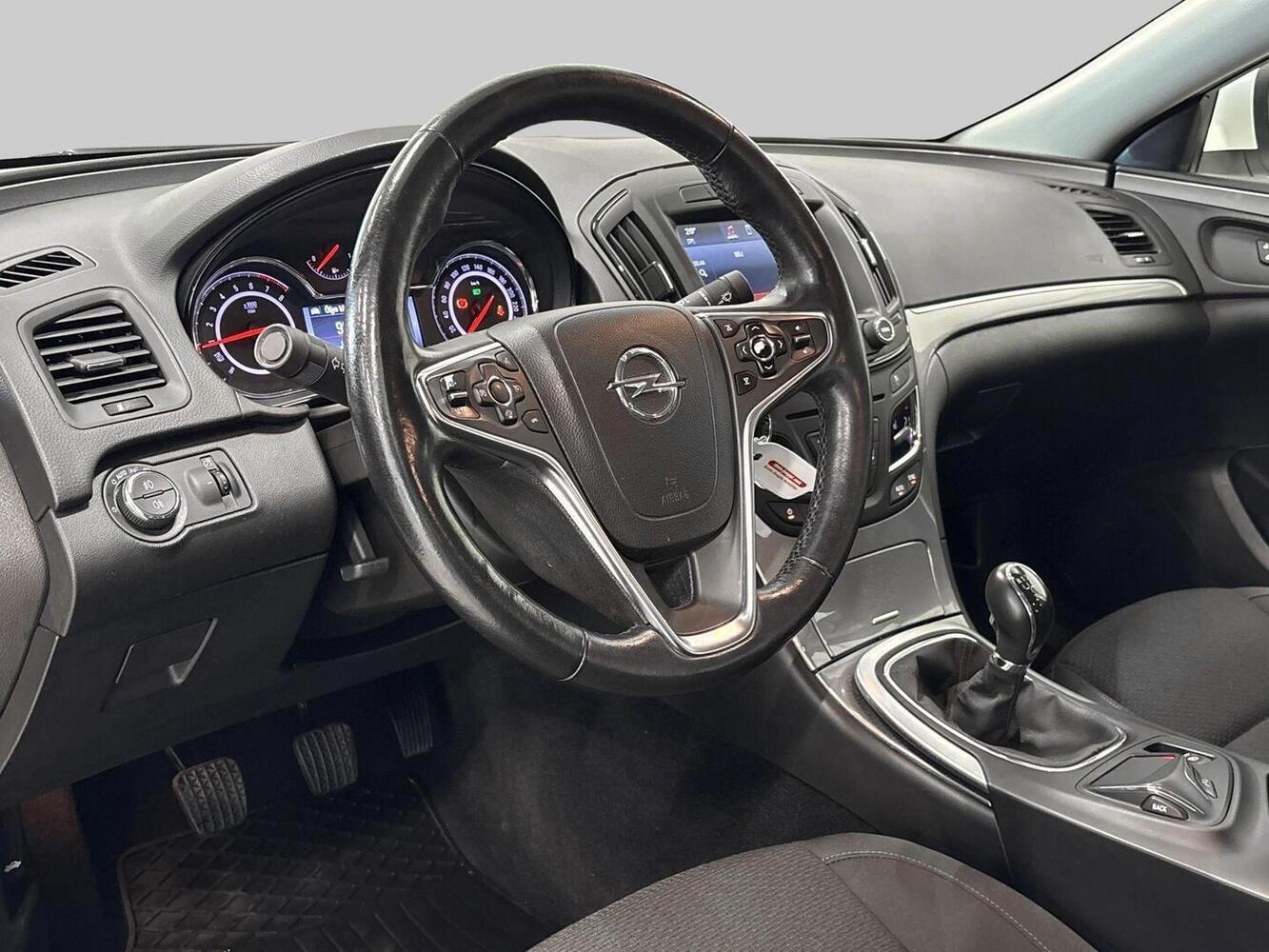 Opel Insignia vaihtoauto