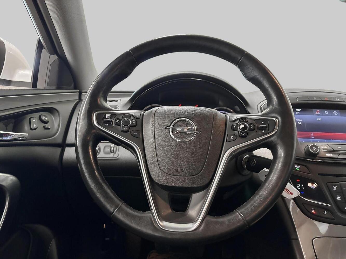 Opel Insignia vaihtoauto
