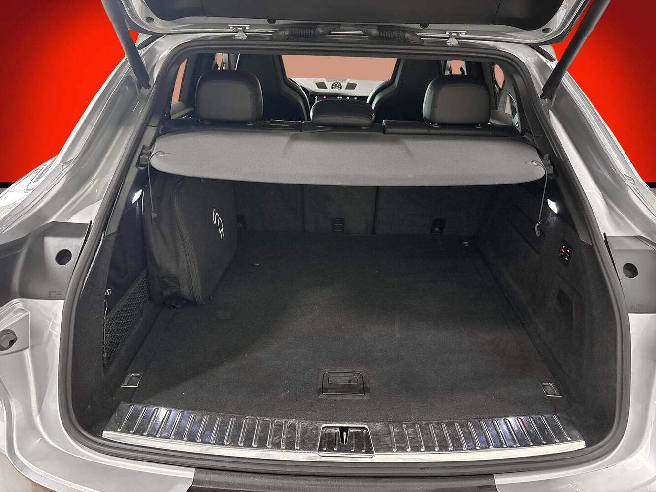Porsche Cayenne vaihtoauto