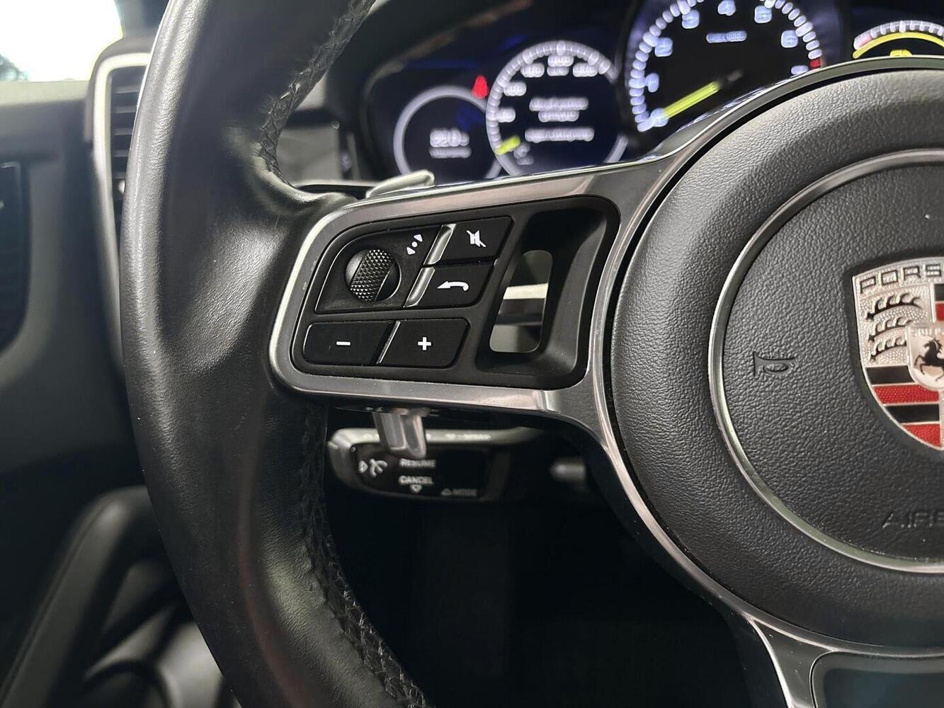 Porsche Cayenne vaihtoauto