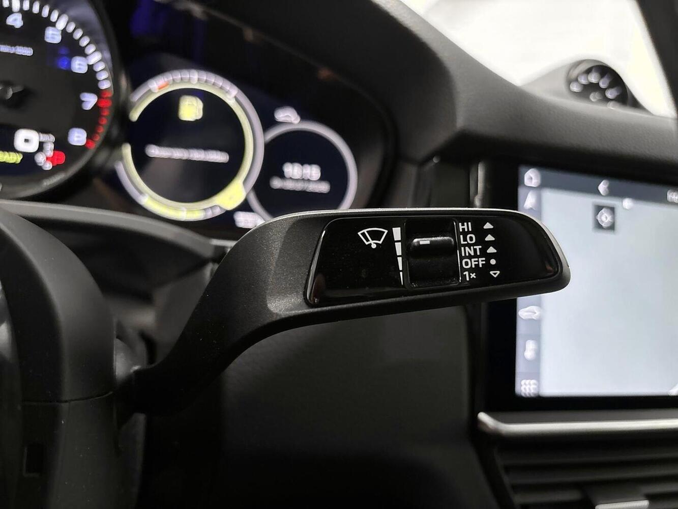 Porsche Cayenne vaihtoauto