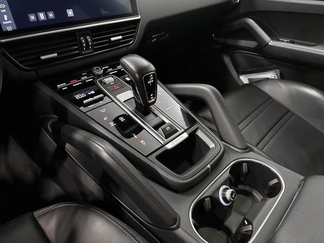 Porsche Cayenne vaihtoauto