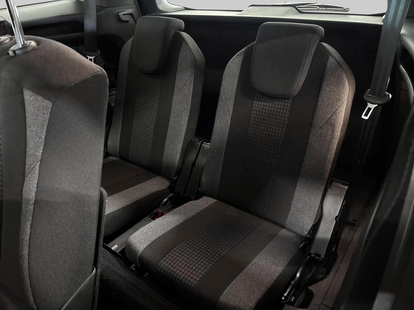 Peugeot 5008 vaihtoauto