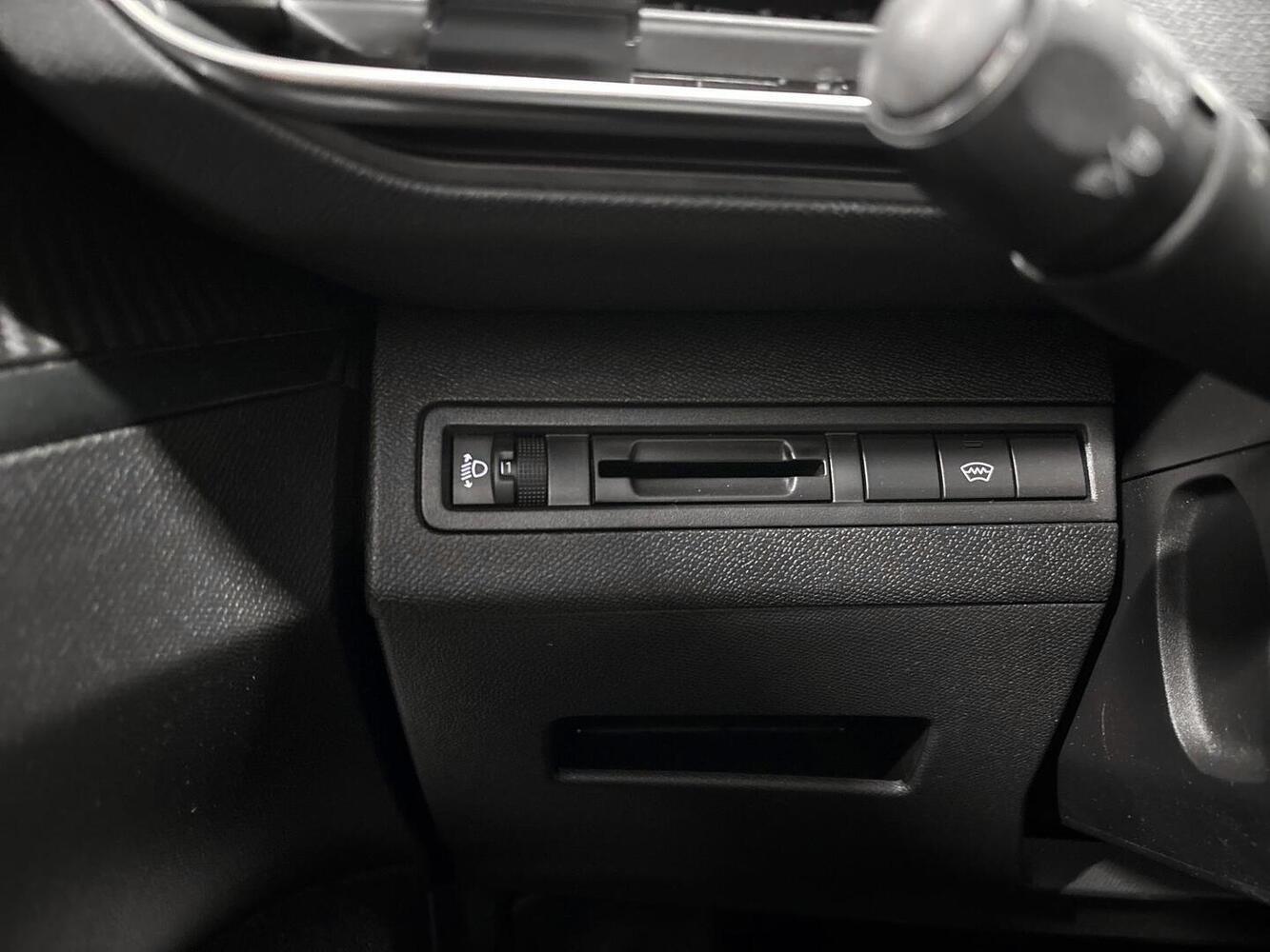 Peugeot 5008 vaihtoauto