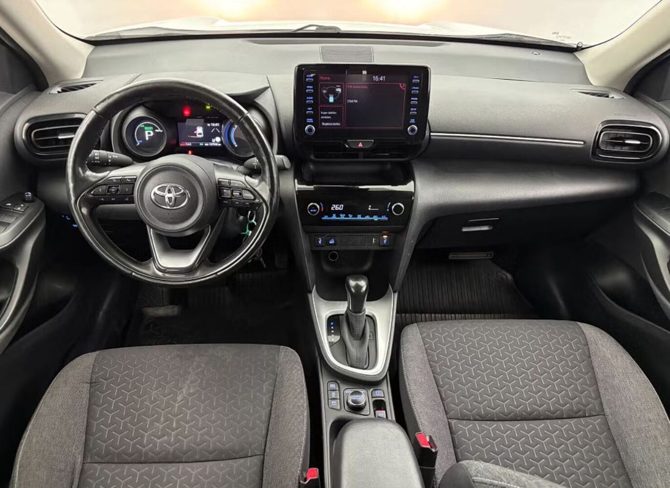 Toyota Yaris Cross vaihtoauto