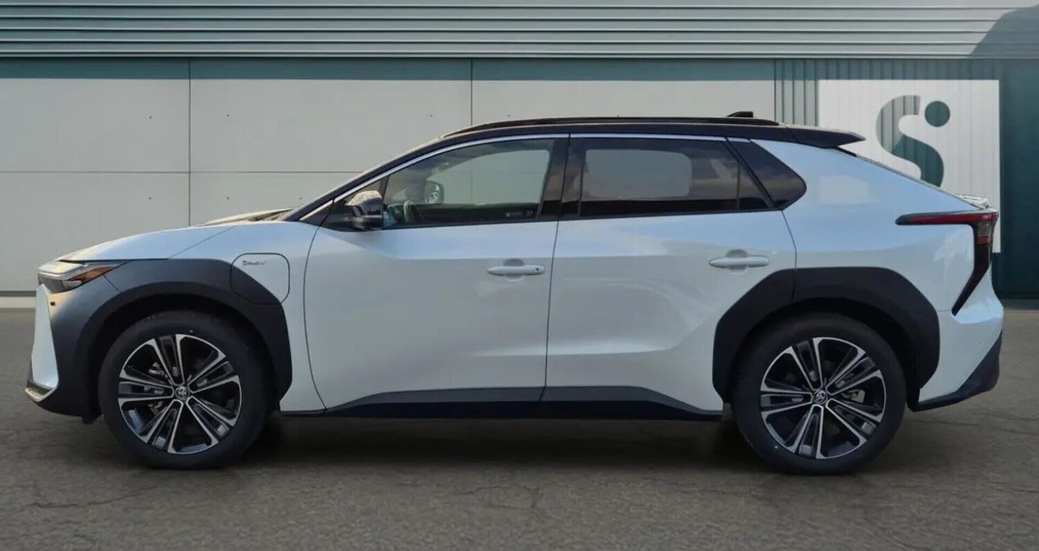 Toyota bZ4X vaihtoauto