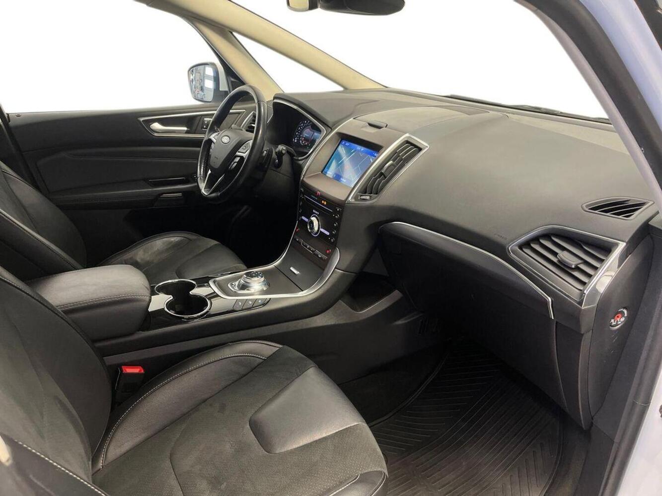 Ford S-MAX vaihtoauto