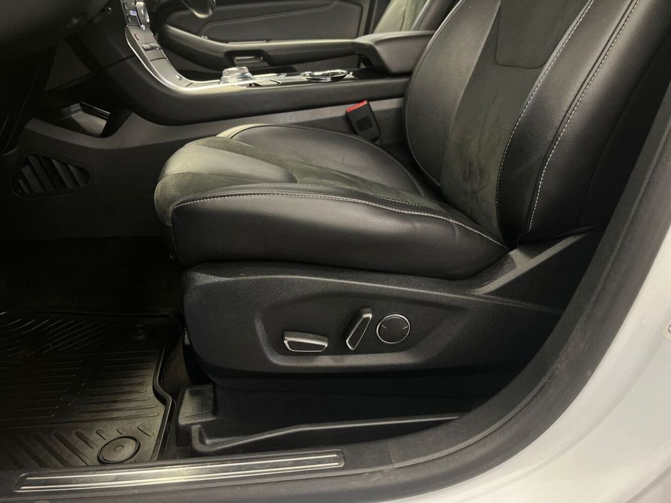Ford S-MAX vaihtoauto