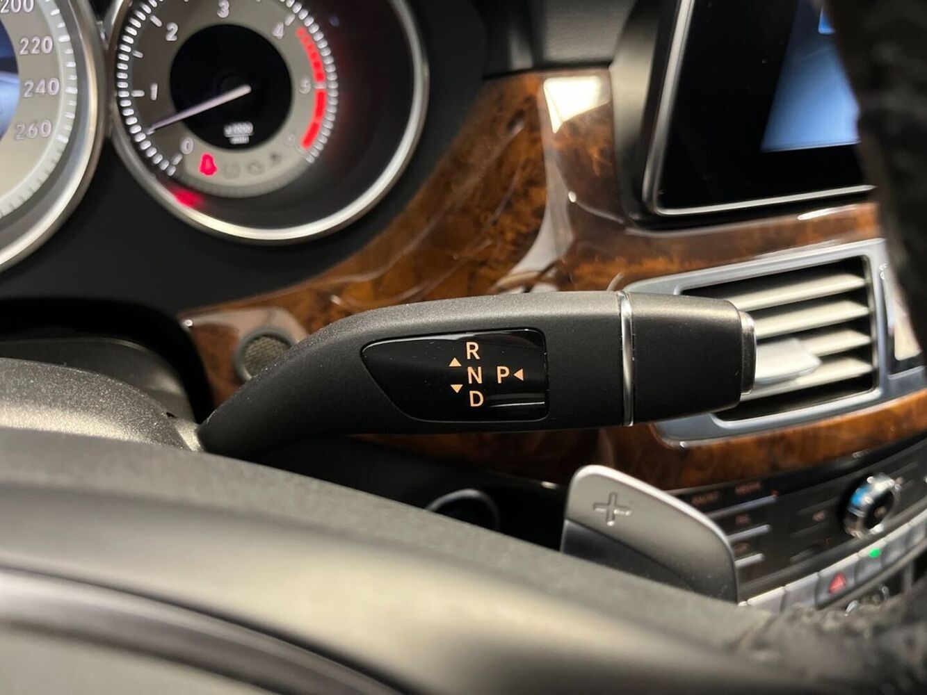 Mercedes-Benz CLS vaihtoauto