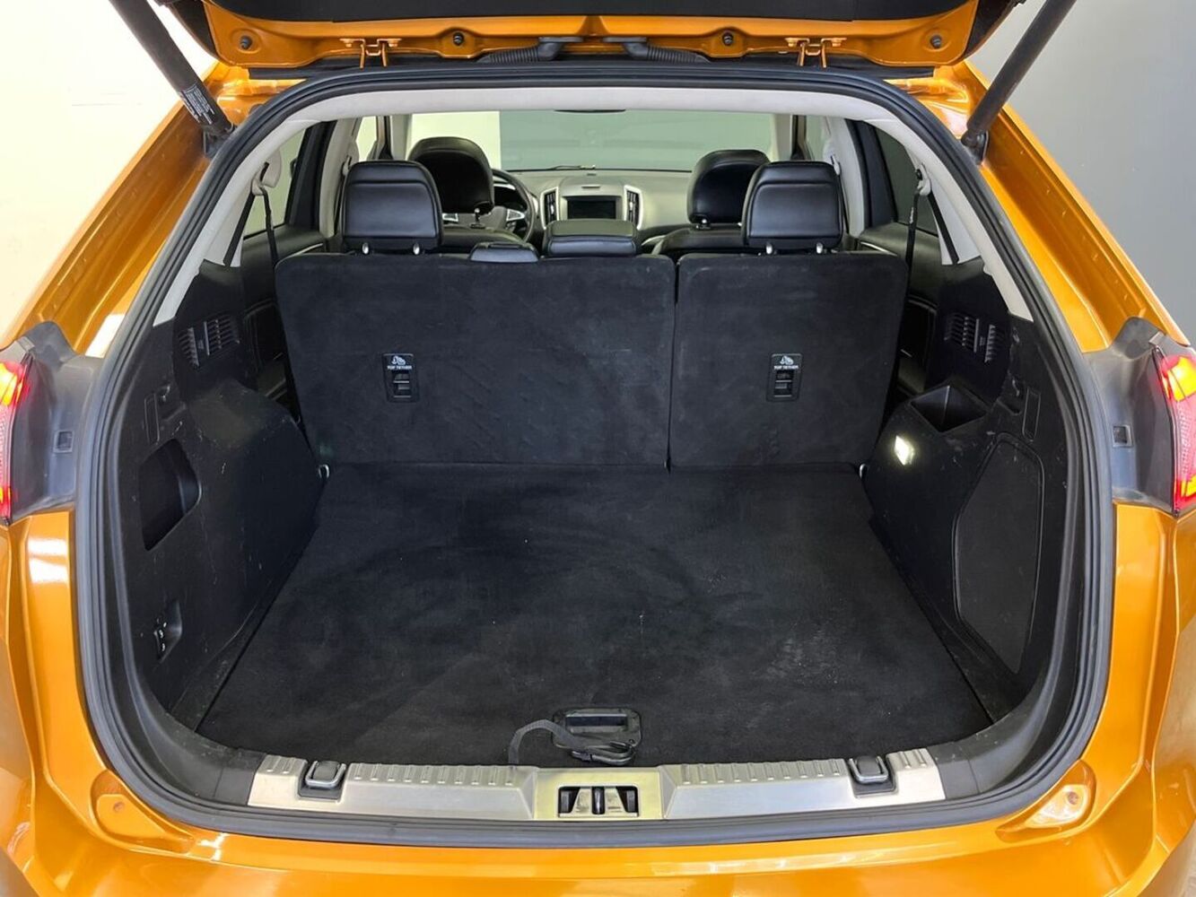Ford Edge vaihtoauto