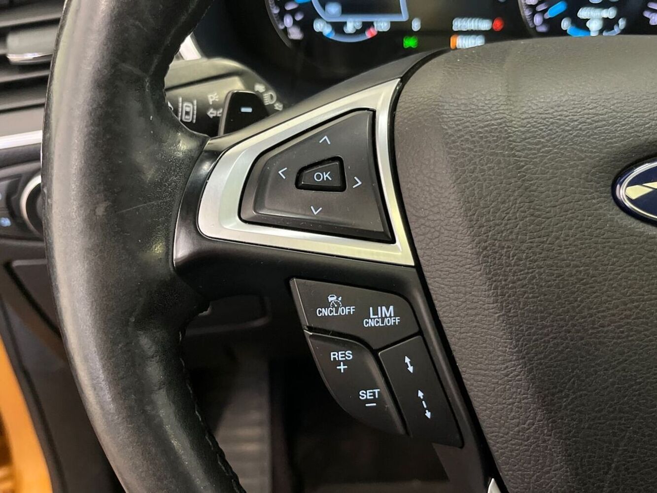 Ford Edge vaihtoauto