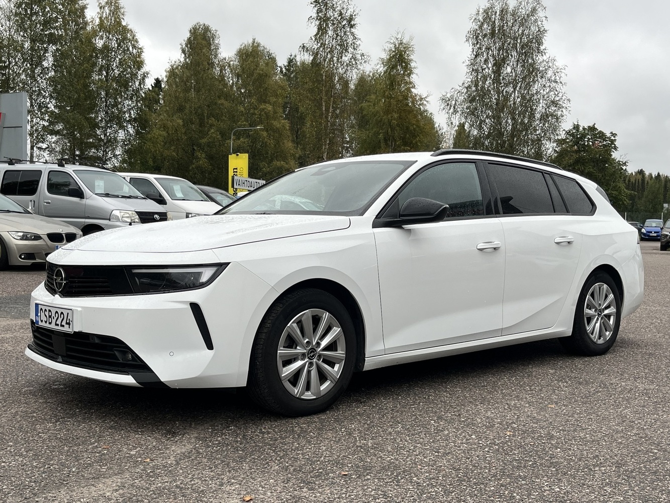Opel Astra vaihtoauto