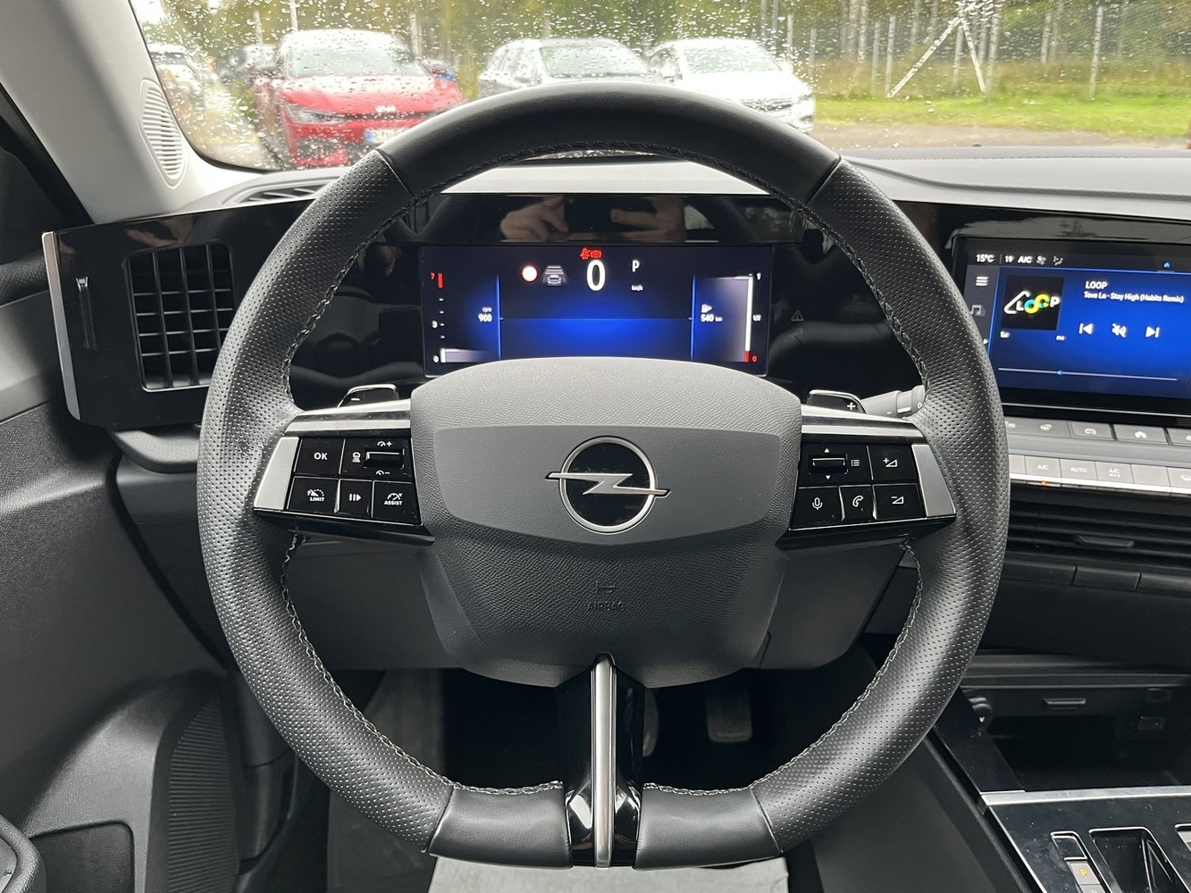 Opel Astra vaihtoauto
