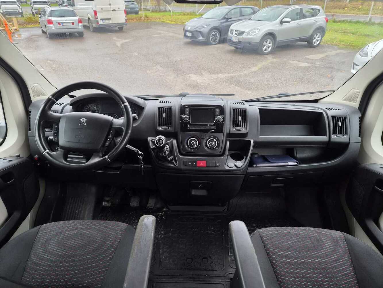 Peugeot Boxer vaihtoauto