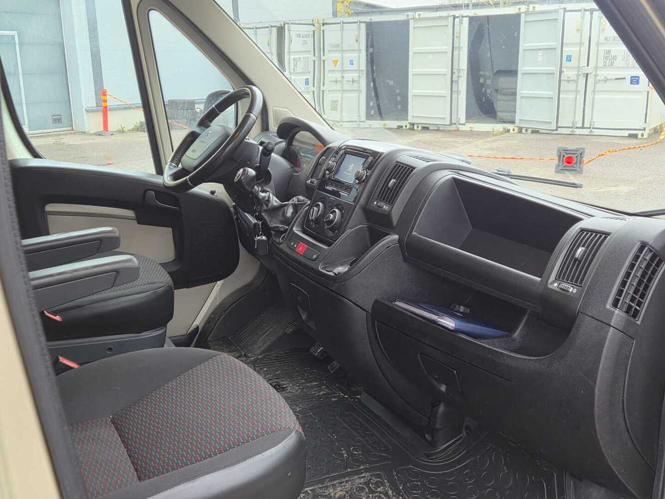Peugeot Boxer vaihtoauto