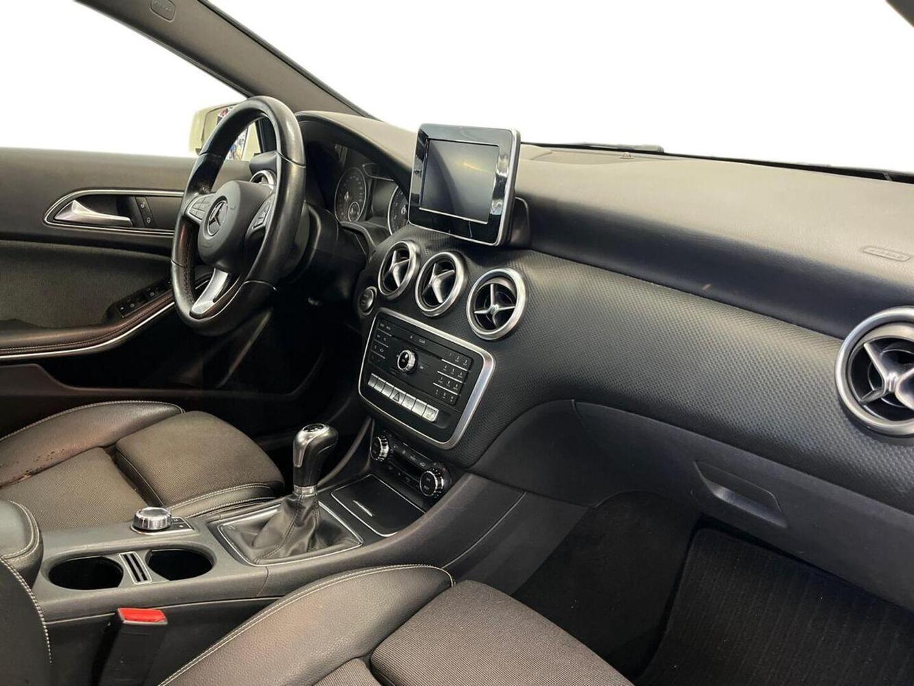 Mercedes-Benz A vaihtoauto