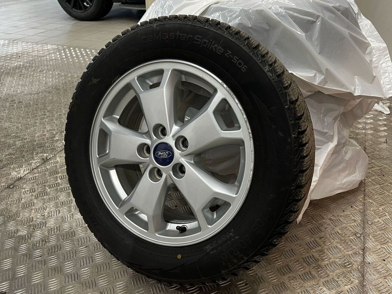 Ford Tourneo Connect vaihtoauto