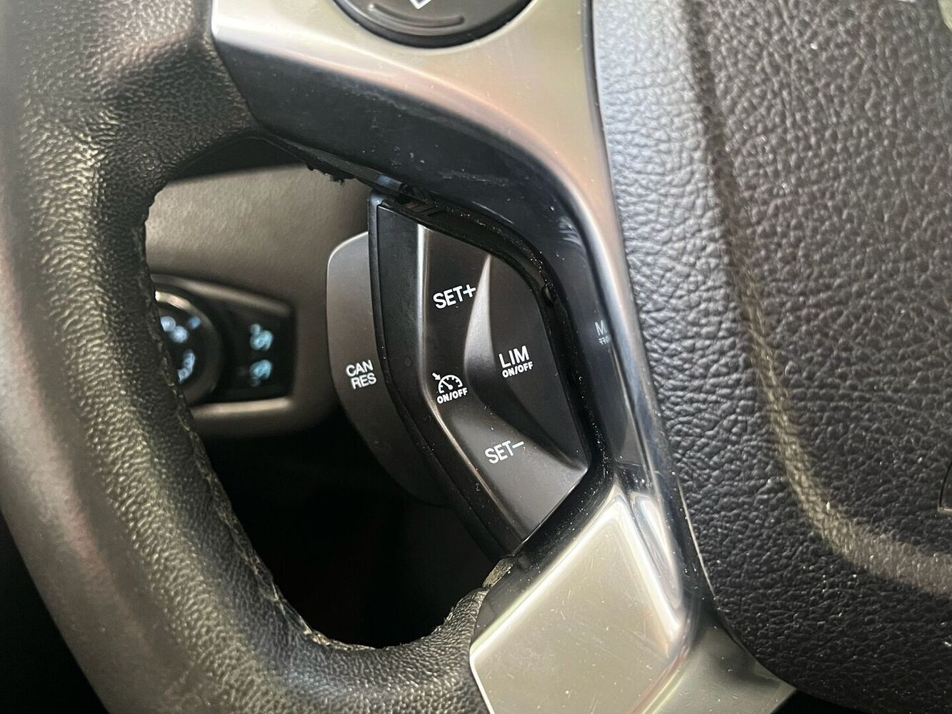 Ford Tourneo Connect vaihtoauto