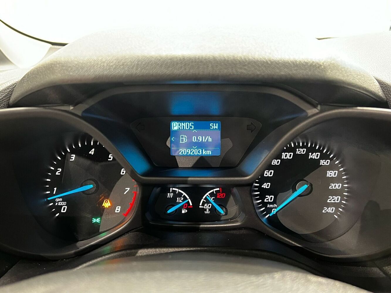 Ford Tourneo Connect vaihtoauto
