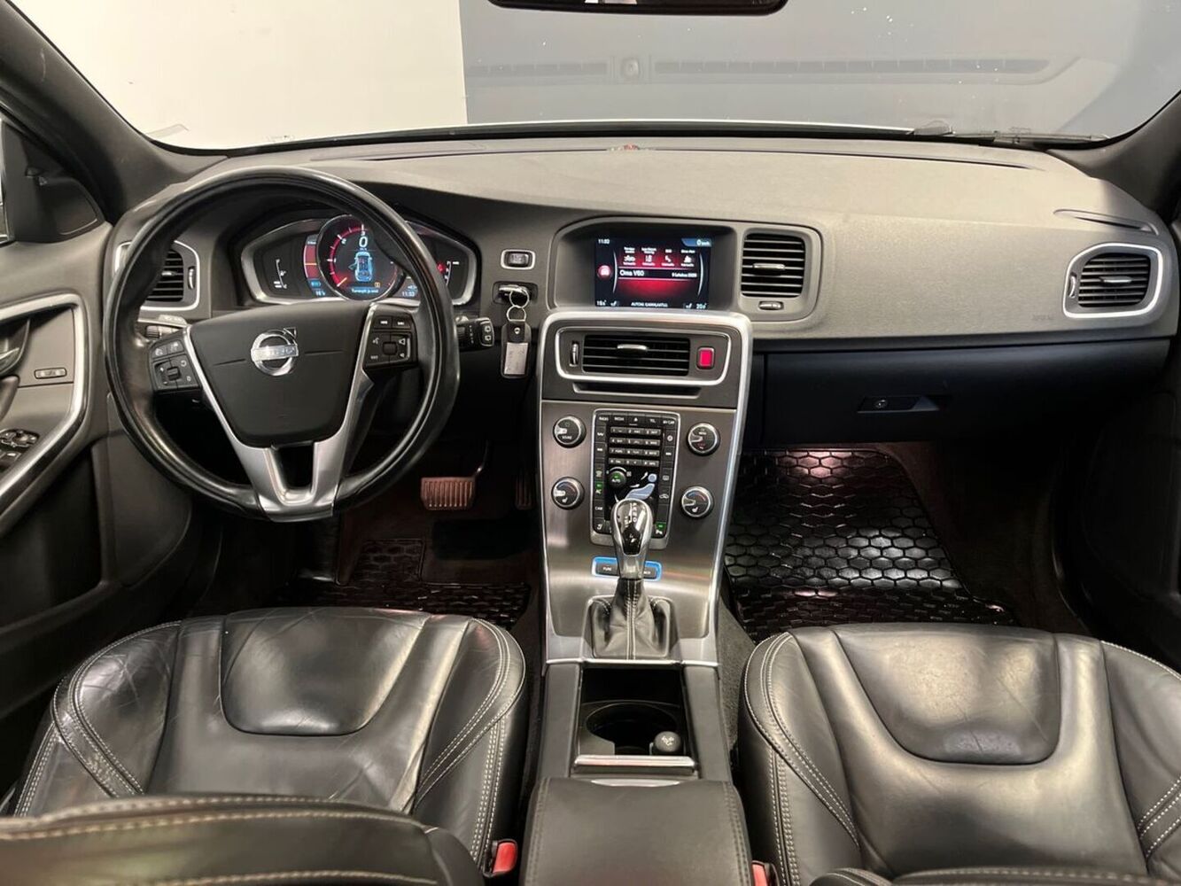 Volvo V60 vaihtoauto