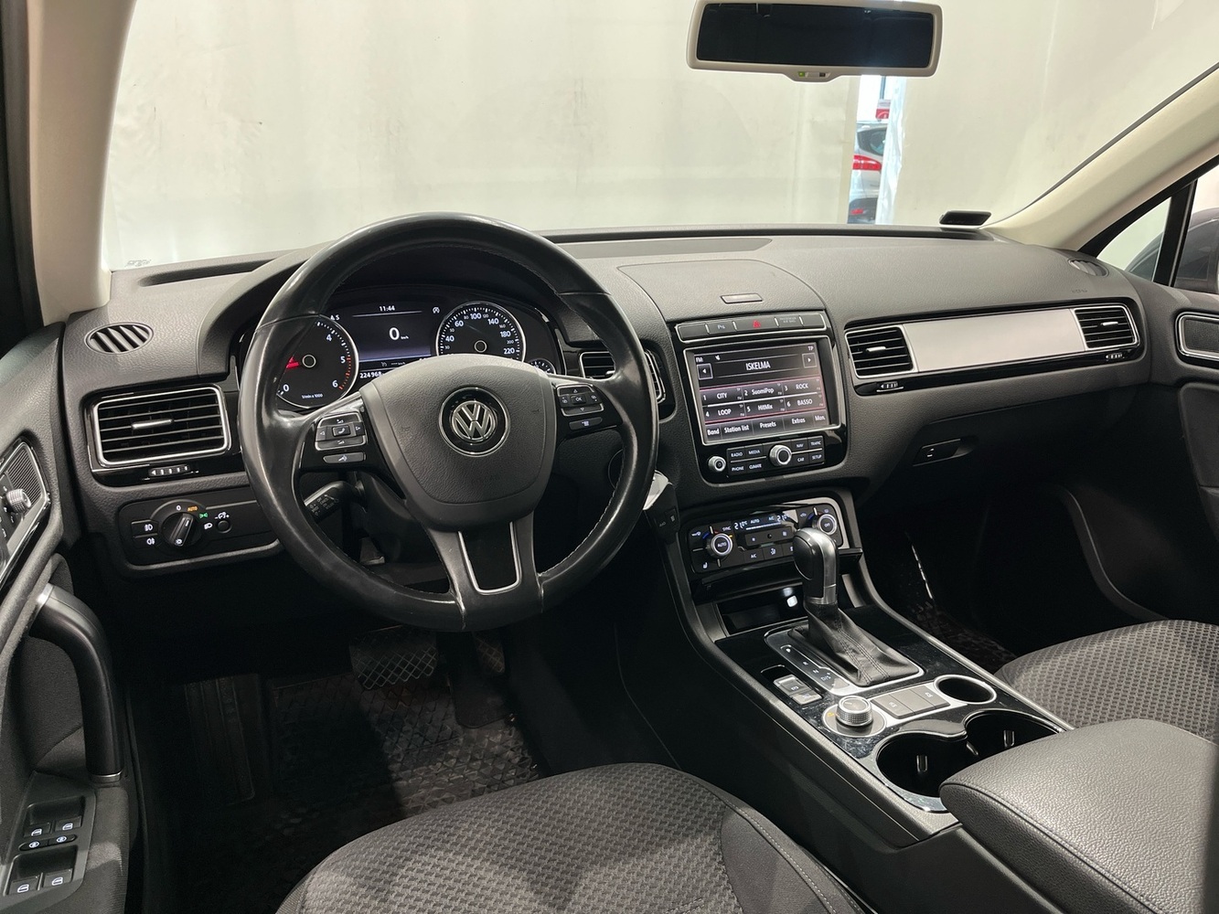 Volkswagen Touareg vaihtoauto