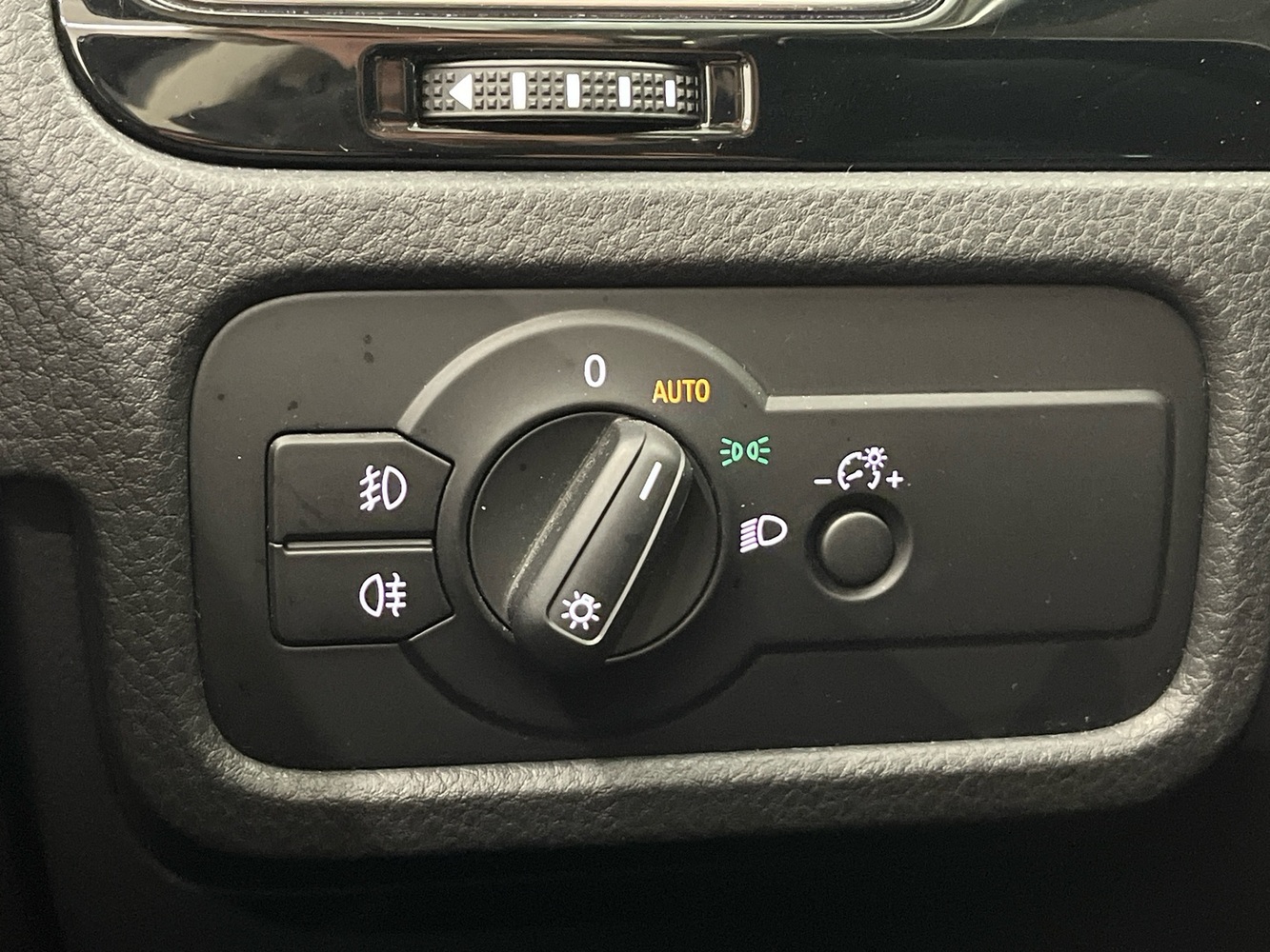 Volkswagen Touareg vaihtoauto
