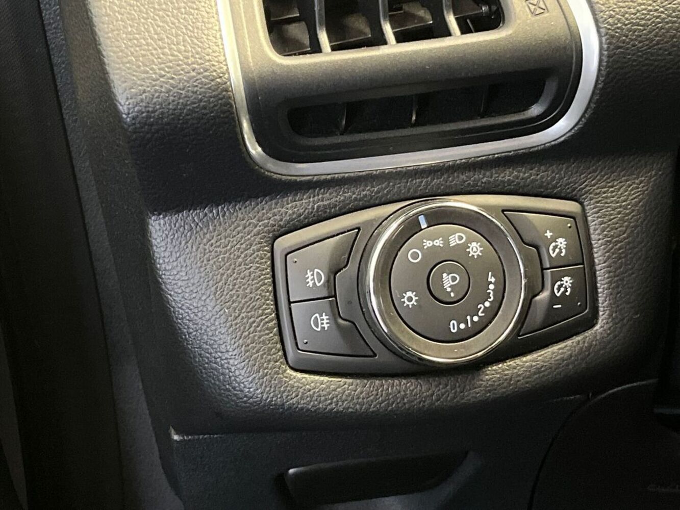 Ford B-Max vaihtoauto