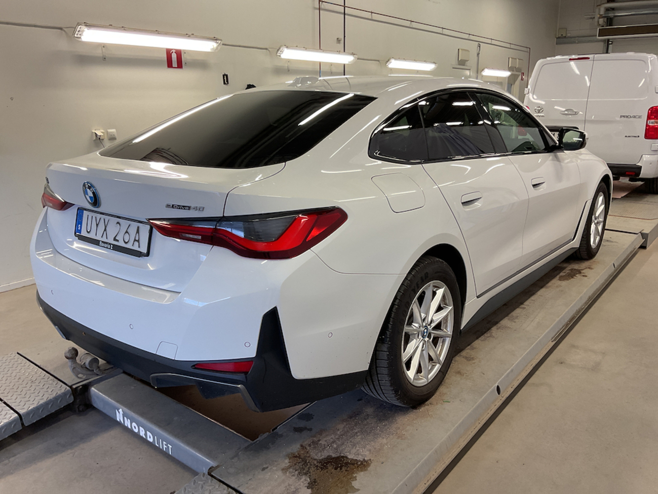 BMW i4 vaihtoauto