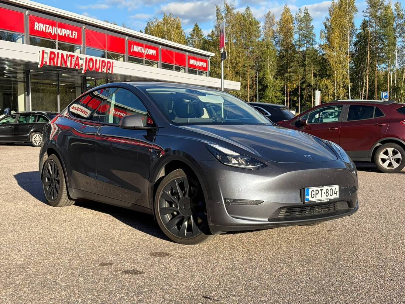 Tesla Model Y vaihtoauto