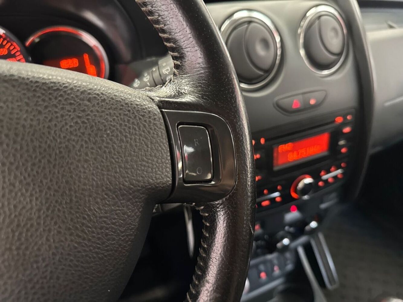 Dacia Duster vaihtoauto