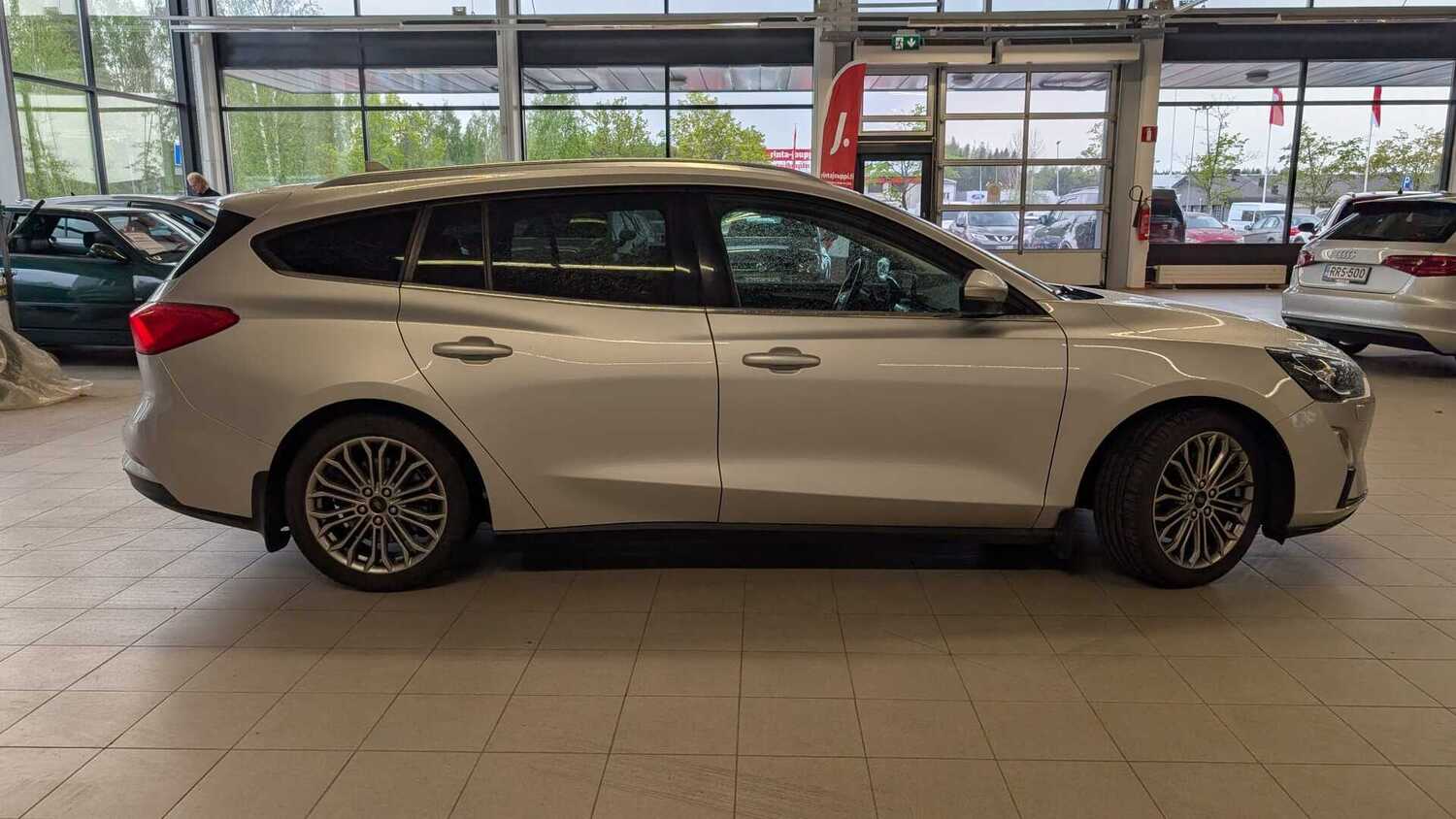 Ford Focus vaihtoauto