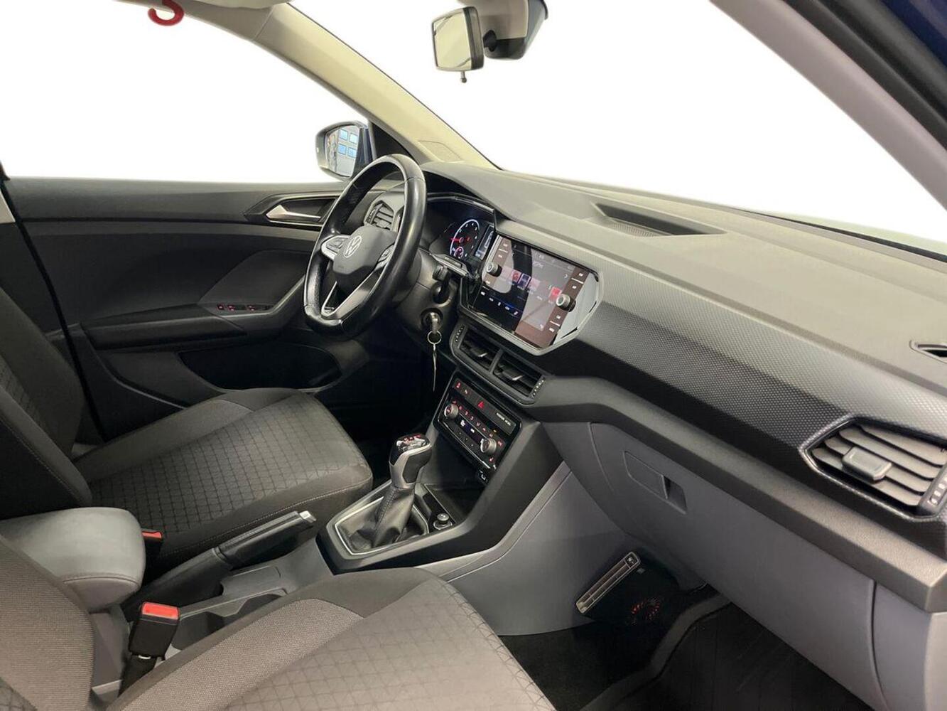 Volkswagen T-Cross vaihtoauto