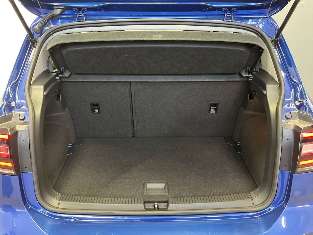 Volkswagen T-Cross vaihtoauto