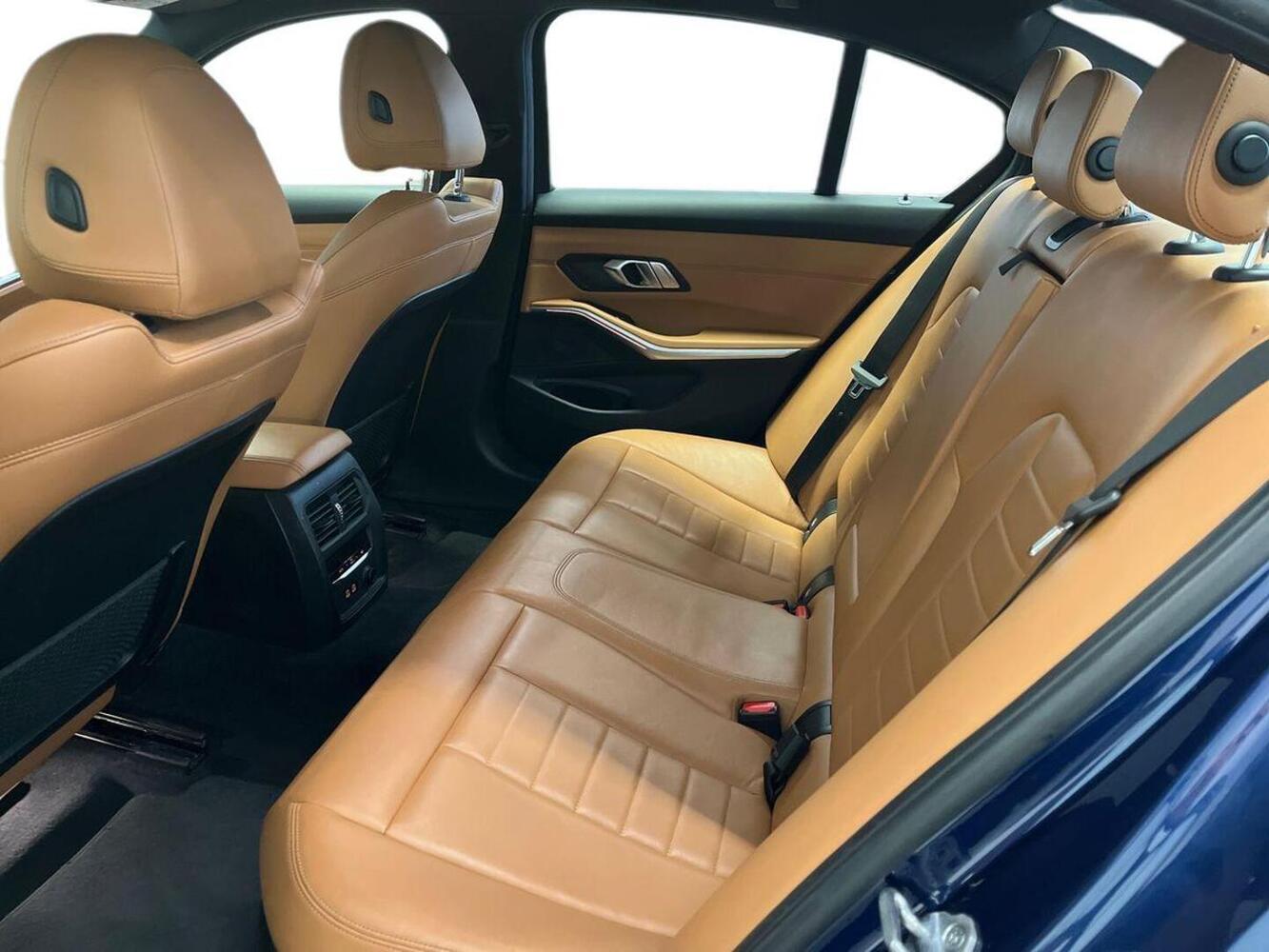 BMW 330 vaihtoauto