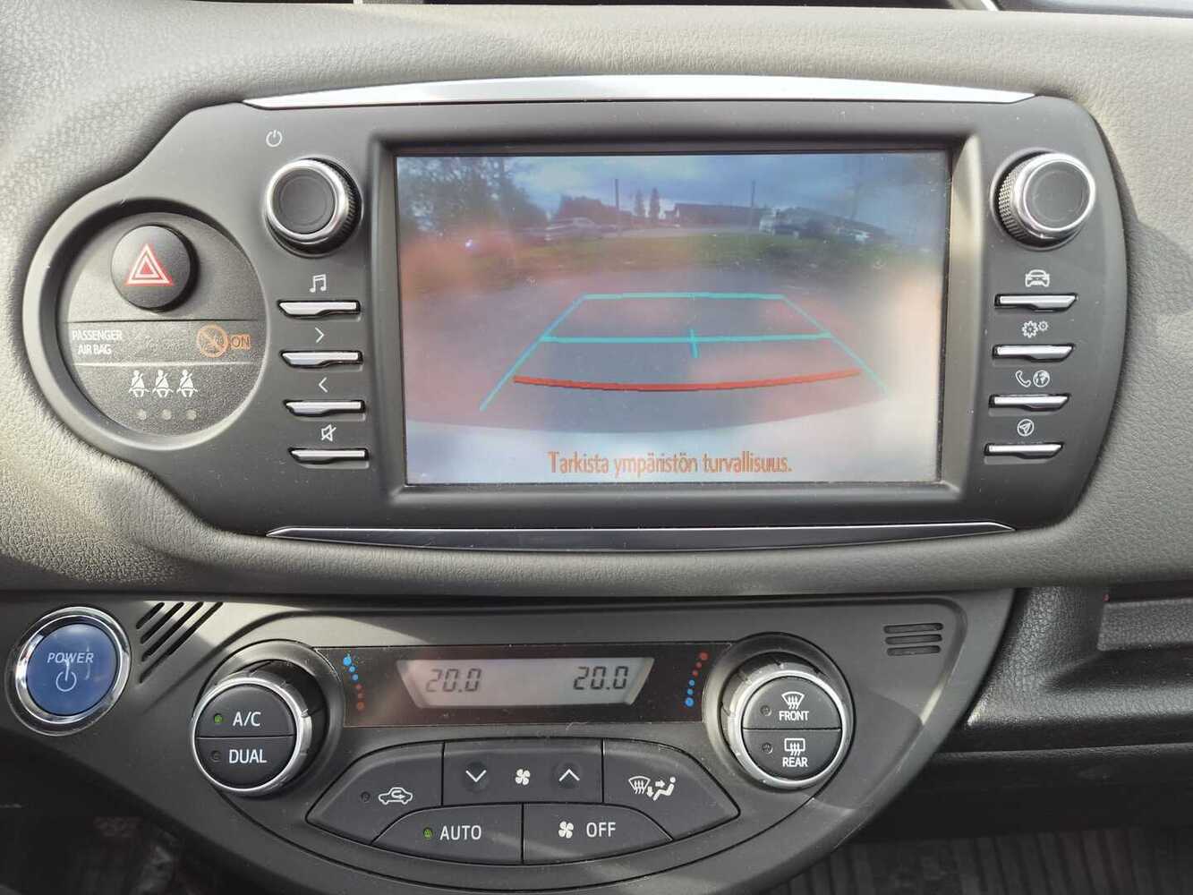 Toyota Yaris vaihtoauto