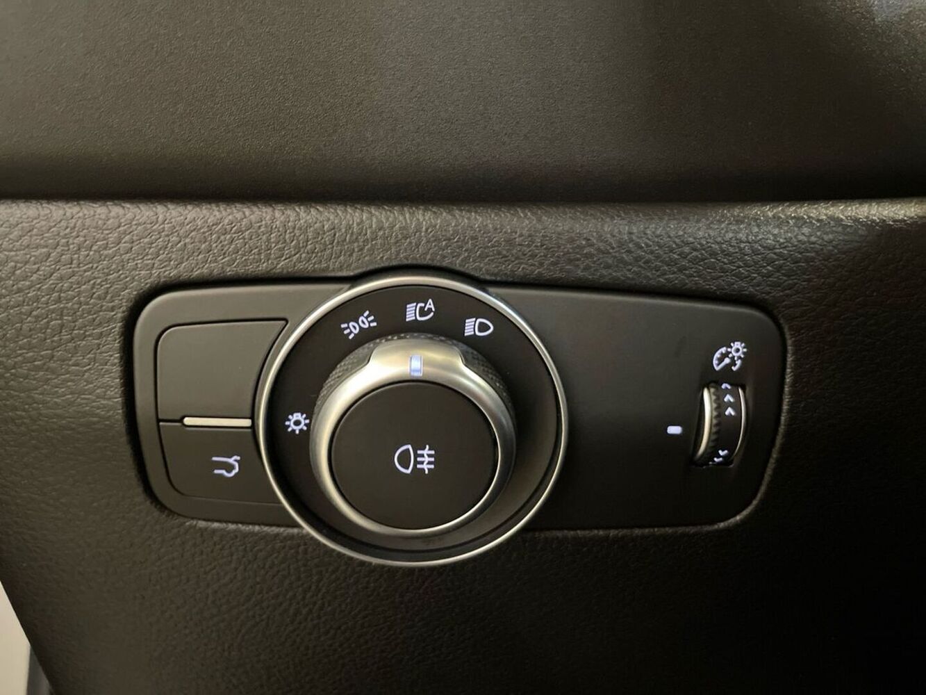 Alfa Romeo Tonale vaihtoauto