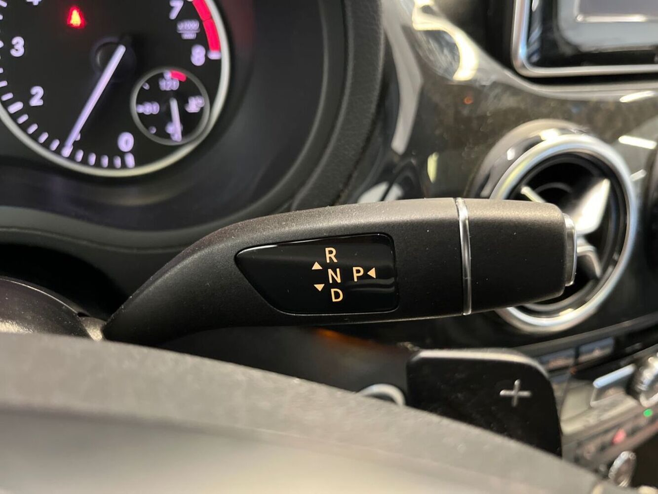 Mercedes-Benz B vaihtoauto
