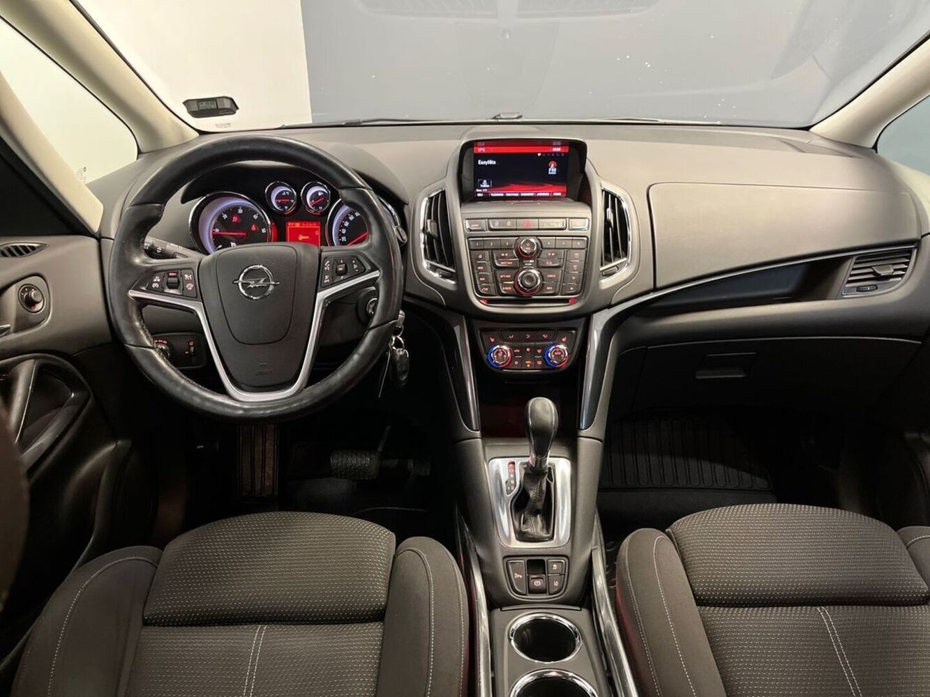 Opel Zafira Tourer vaihtoauto