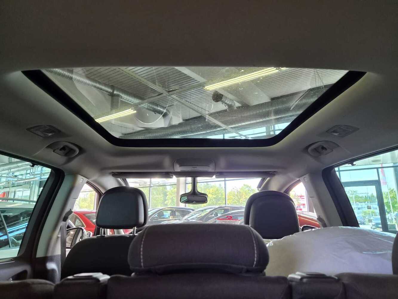 Opel Zafira Tourer vaihtoauto