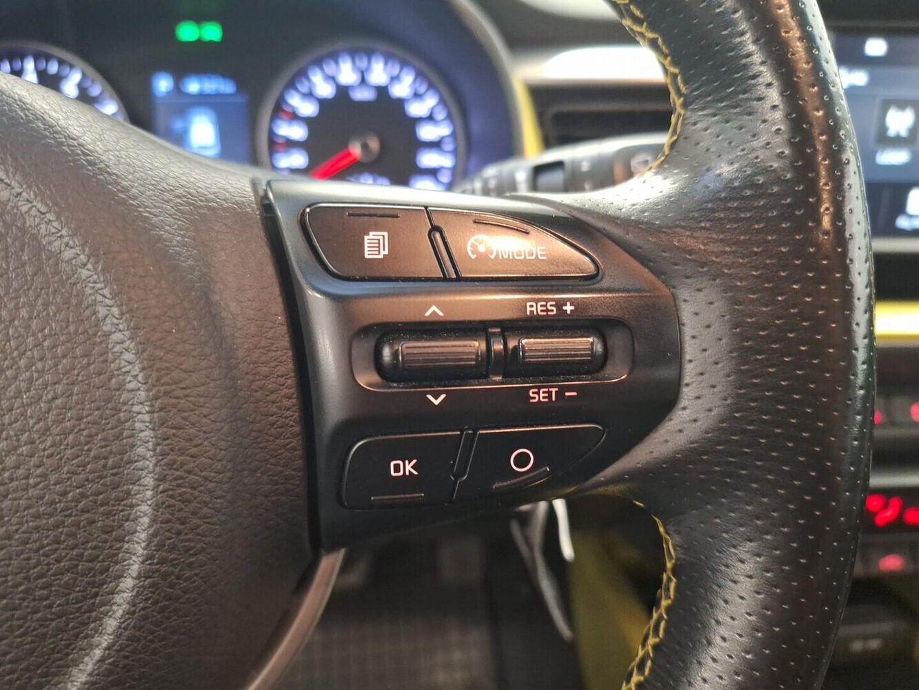Kia Stonic vaihtoauto